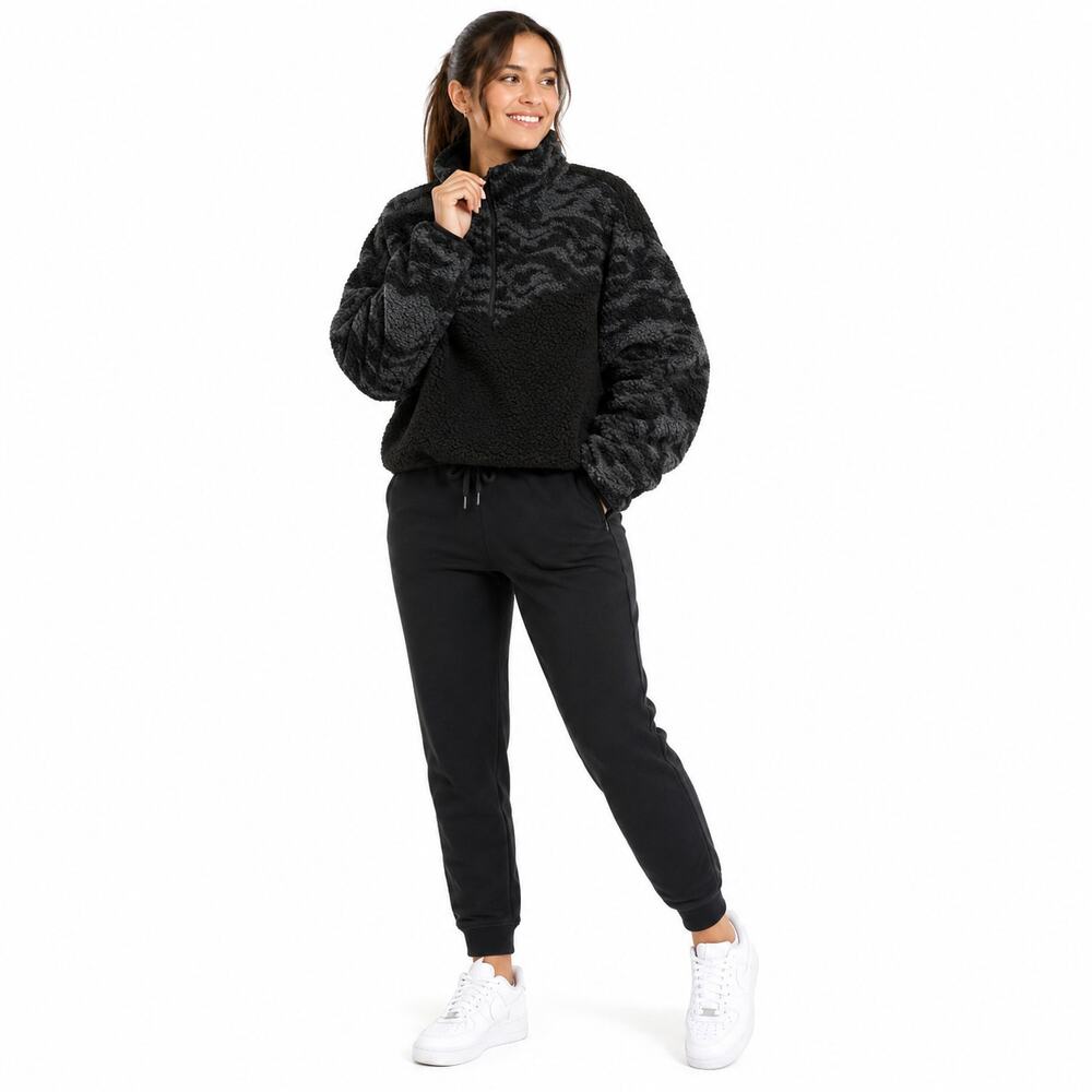 Reebok Core 10 Oversized Sherpa Jacket Womens Size Large Black Cozy Outdoor Fall
